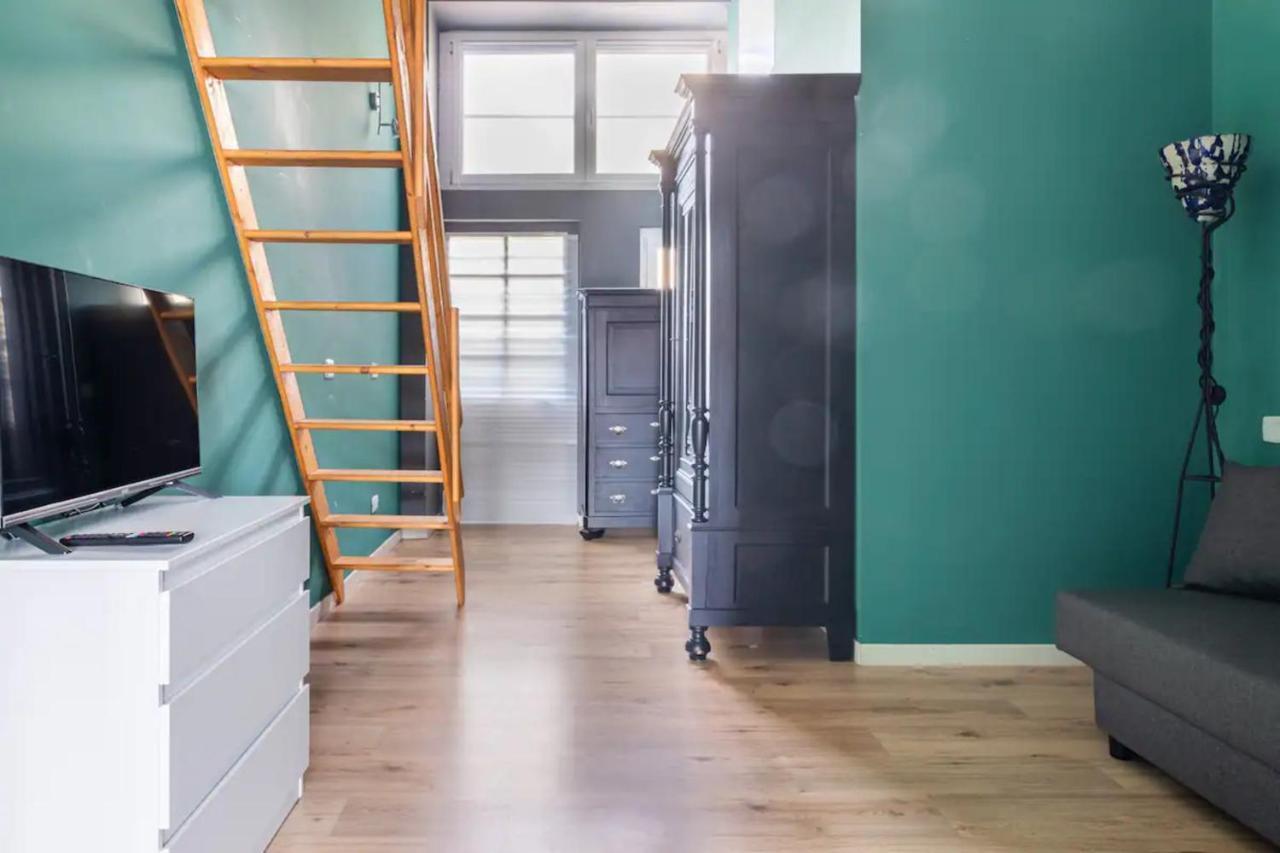 Milan Emerald Home "Wifi & Smart Lock" Exterior photo